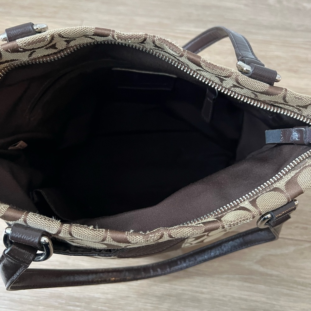 Coach Tan and Brown Signature Tote Y2K - Picture 7 of 9